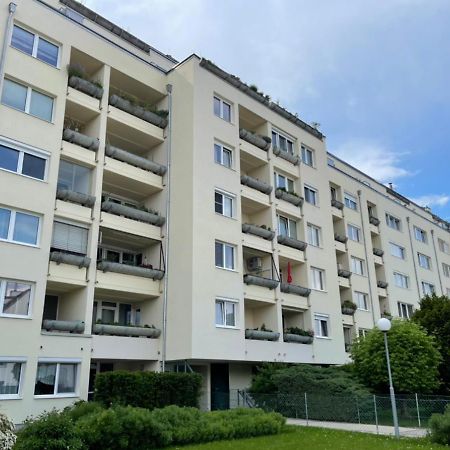 Schone Wohnung Mit Dachterrasse เวียนนา ภายนอก รูปภาพ
